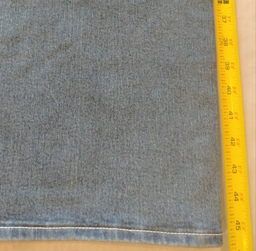 True Religion‎ Relaxed Fit Blue Jeans